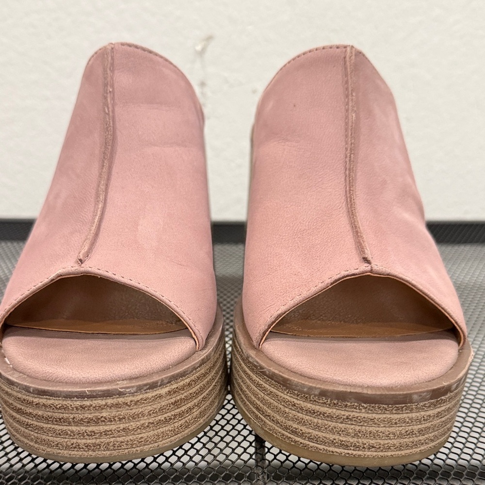 Lucky brand Mules